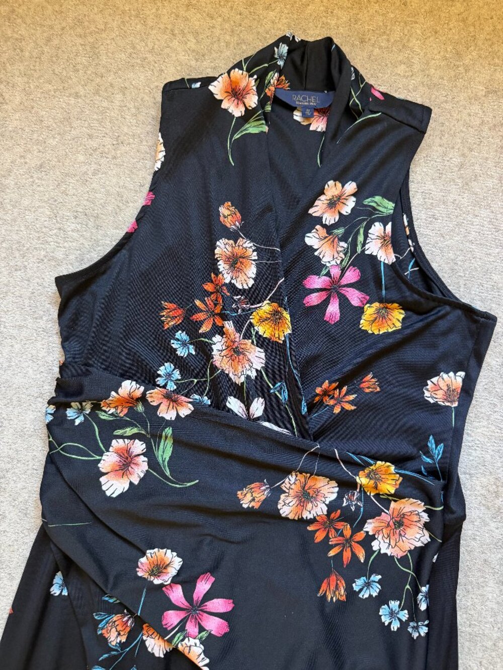 BLACK SLEEVELESS FLORAL MIDI FAUX WRAP DRESS by Rachel Roy, Size M